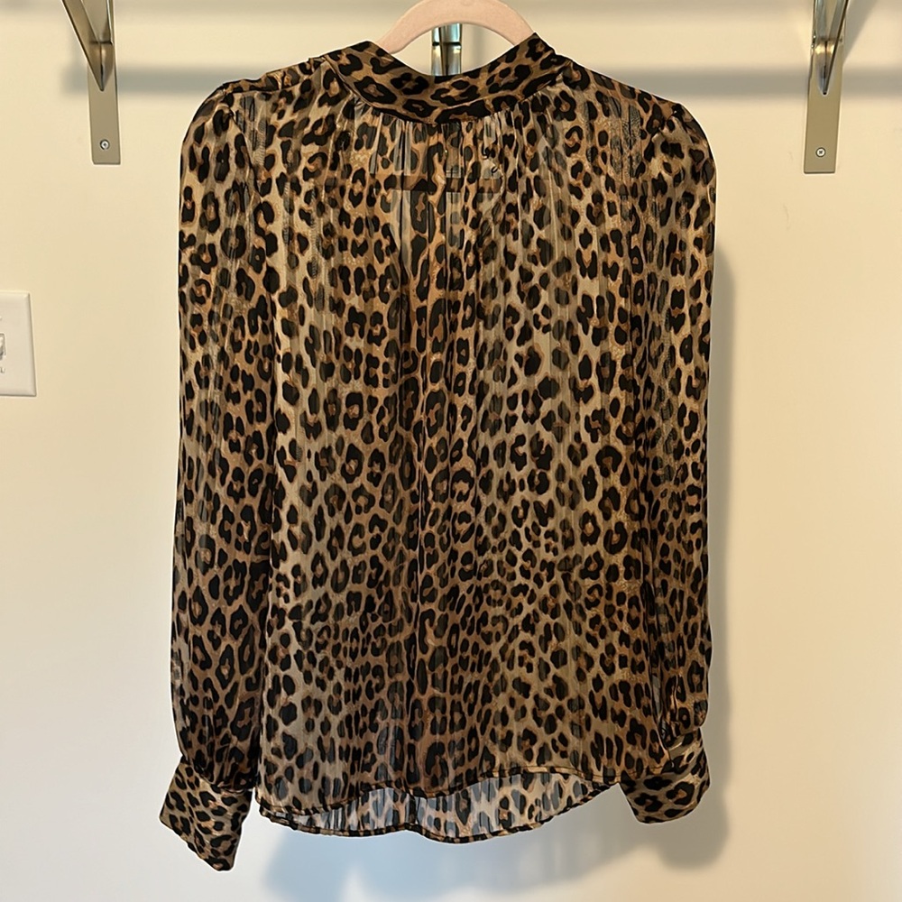 H&M LEOPARD PRINT BLOUSE - Picture 2 of 5